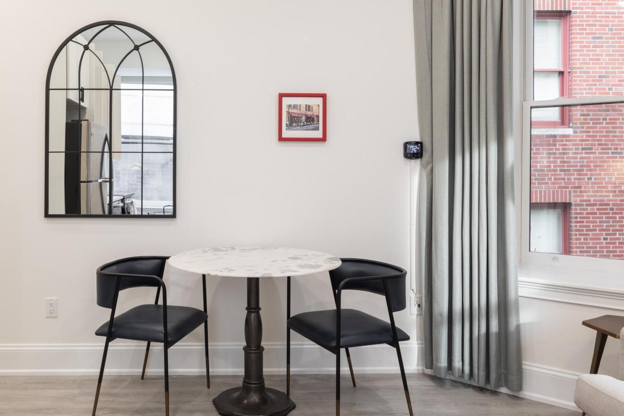 Sosuite At French Quarters - Rittenhouse Square Philadelphia Room photo